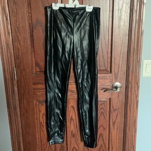 Skinny leather pants